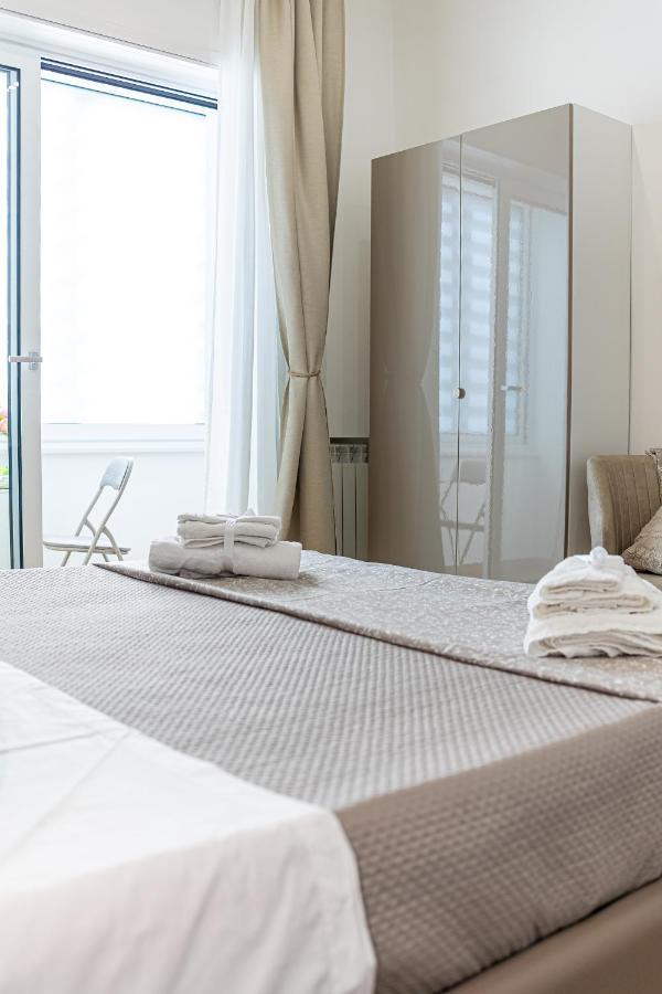 White Gold Bed & Breakfast Napoli Exterior foto