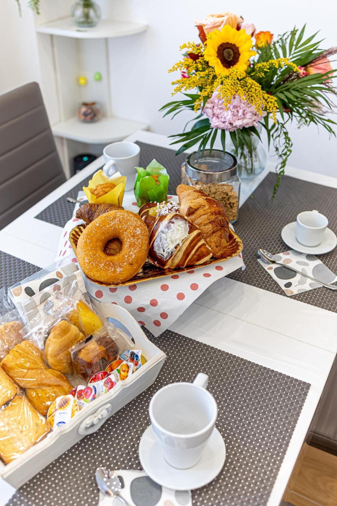 White Gold Bed & Breakfast Napoli Exterior foto